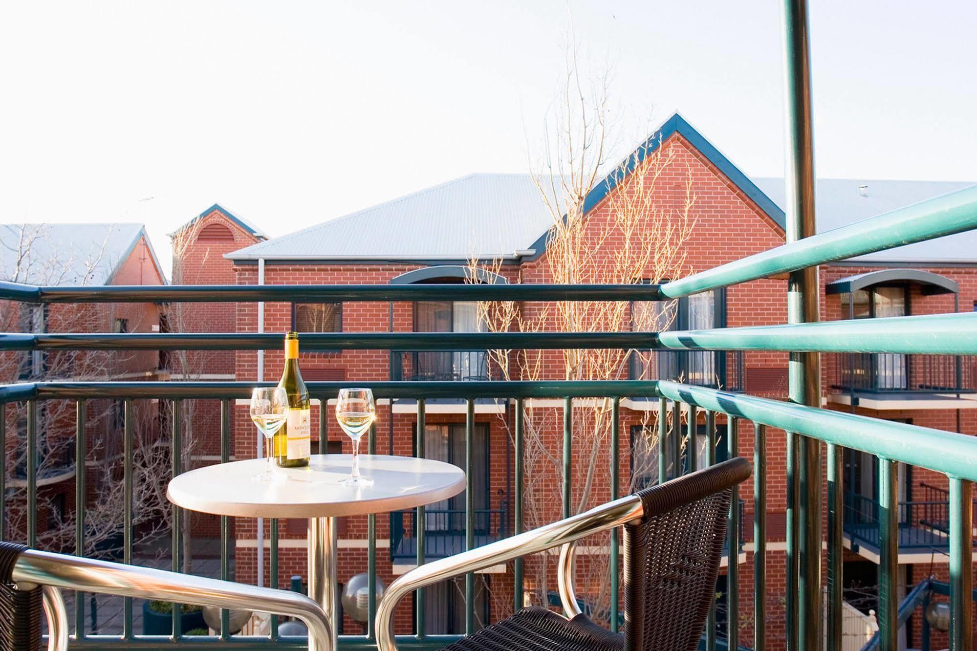Breakfree Adelaide Aparthotel Luaran gambar